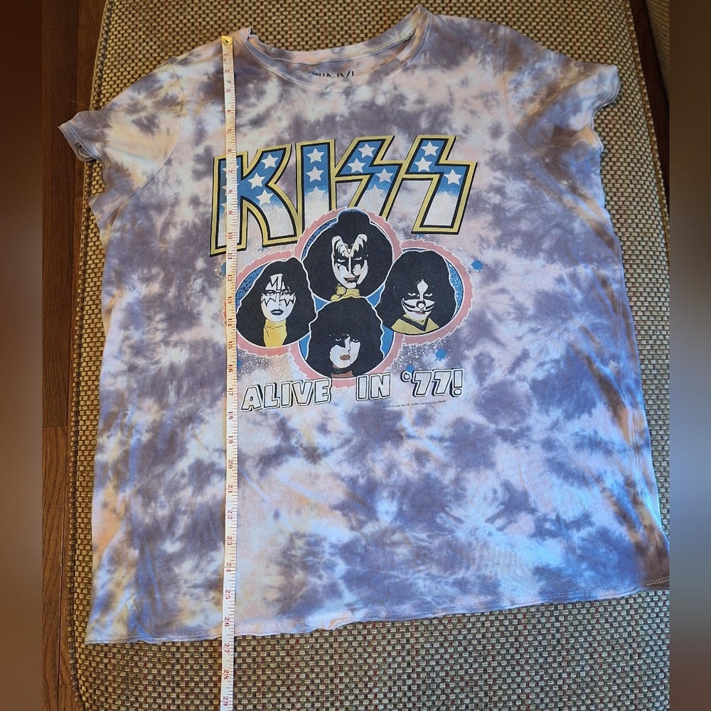 Vinyl Icons KISS Band Graphic Tie-Dye T-Shirt - Picture 8 of 12